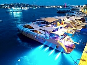 İstanbul Boğazı’nda yat ile gezi