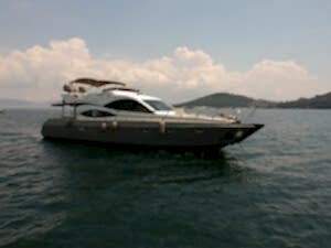 Yaz aylarında Boğaz turu yat kiralama