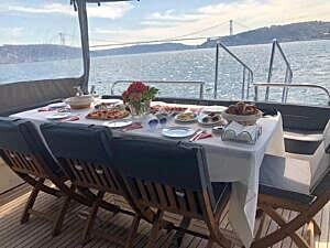 Deniz üzerinde özel davet